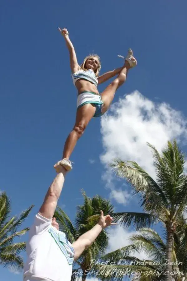 lifeofacheerleader.tumblr.com