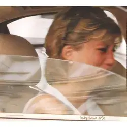 Princess Diana crying because of the Paparazzi 1996