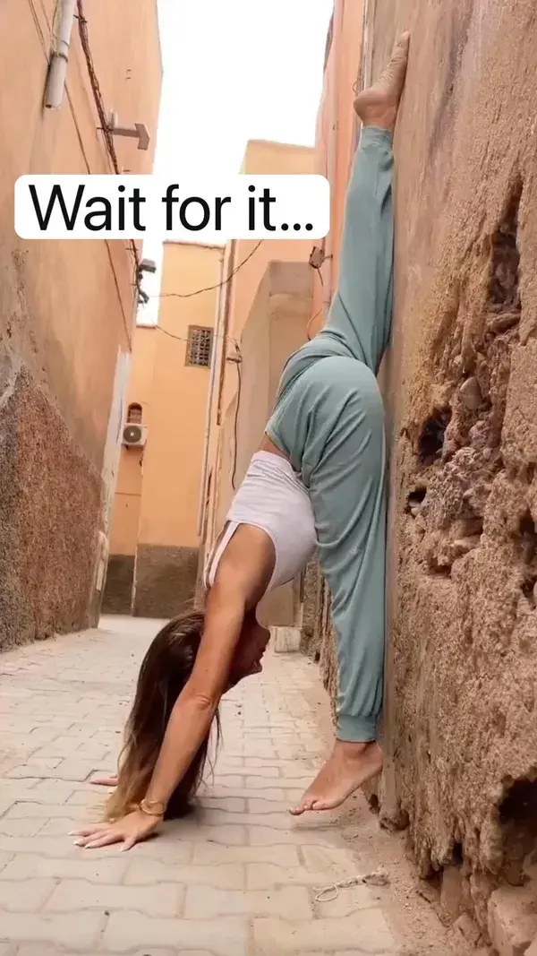 Wait for it… #standingsplits #yoga #splits