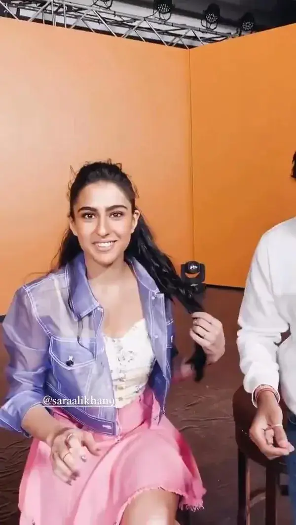 Sara Ali Khan coolie no. 1