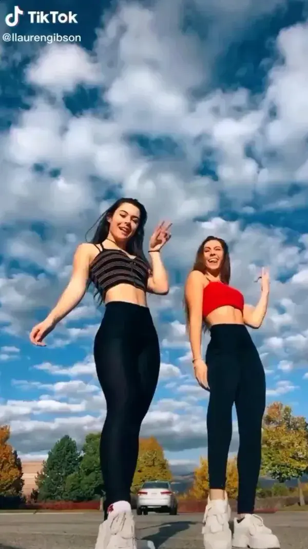 Tik tok dance