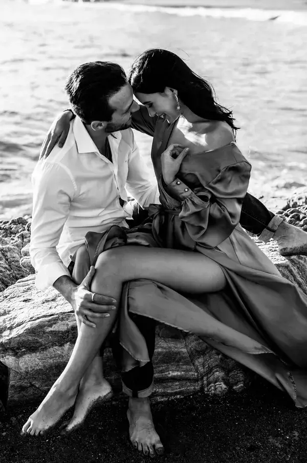 Beach engagement portrait in B&W