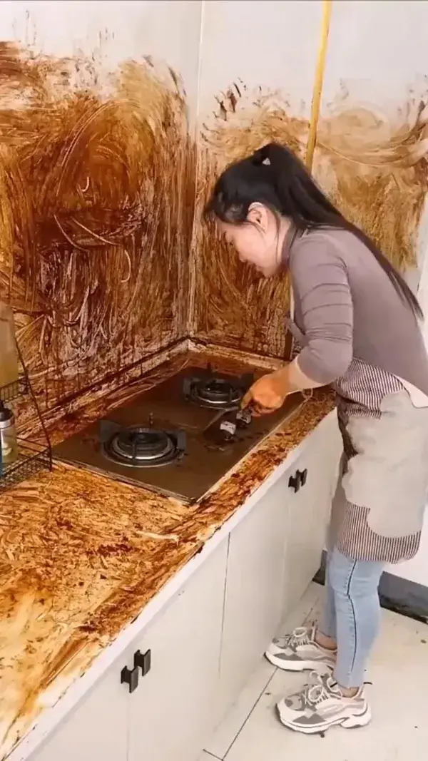 Easy way to Clean your kitchen
