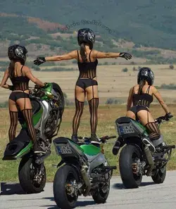 Stunt Biker Girls