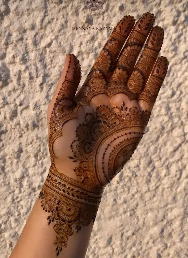 full hand henna