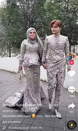 7 Foto Wanita Viral Pakai Baju Lebaran Heboh ala Mermaid, Bisa Sapu Jalanan