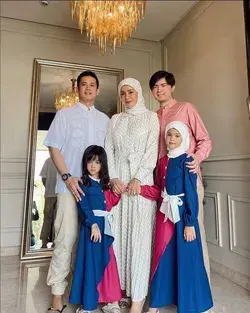 8 Foto Anak Olla Ramlan, Aleena Hutapea Usia 7 Tahun Pakai Hijab Tuai Pujian