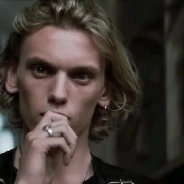 Jamie Campbell Bower ❤️