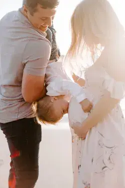 Carlsbad Bluff and Beach Maternity and Family Photo Session, San Diego — Kara Reynolds Photography,