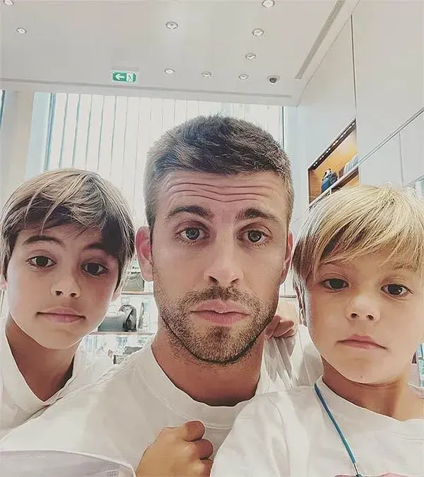 Shakira y Piqué firman acuerdo temporal; el futbolista se quedará con los niños