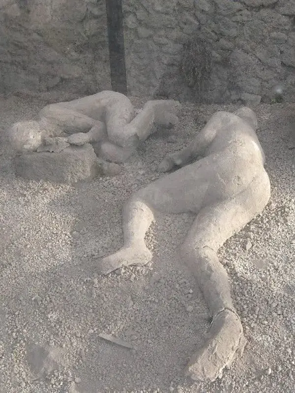 pompeiiinpictures.com