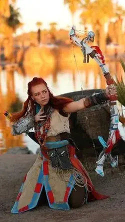 Halcybella Aloy Cosplay Video