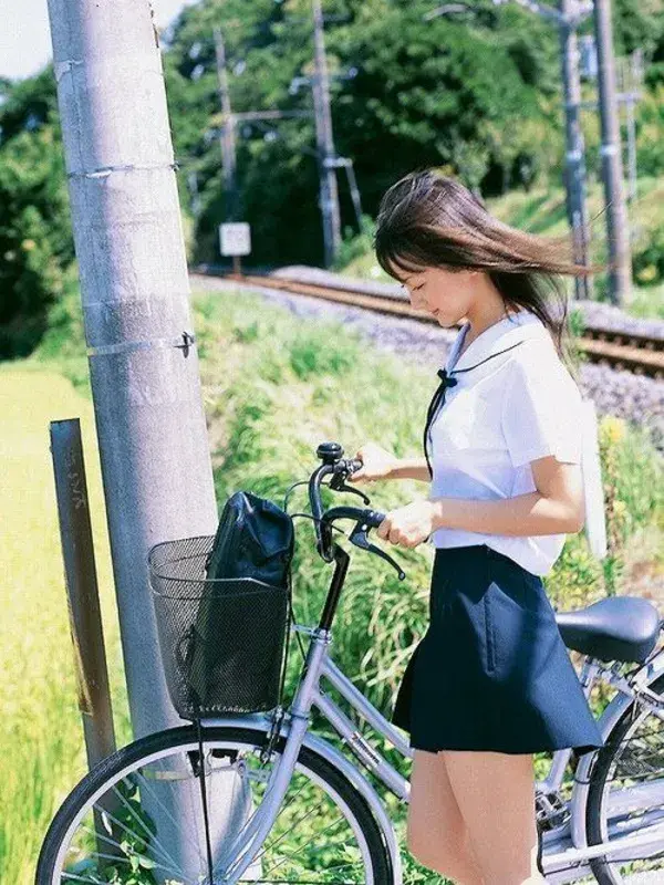 seifuku.tumblr.com