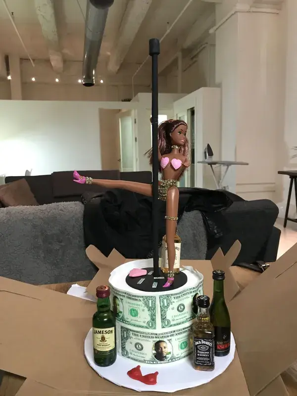 Stripper birthday cake 🎂 