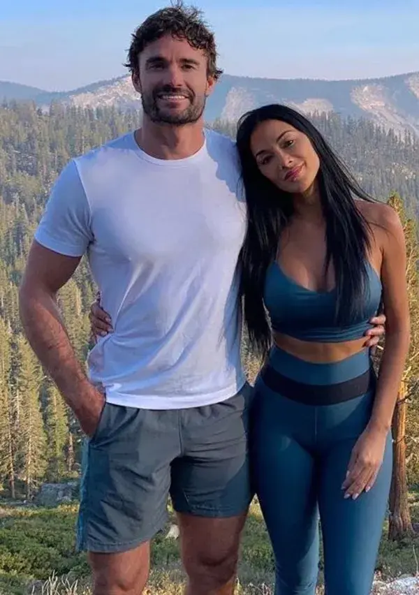 Nicole Scherzinger cuddles up to boyfriend Thom Evans on road trip after sparking pregnancy rumours with deleted pic