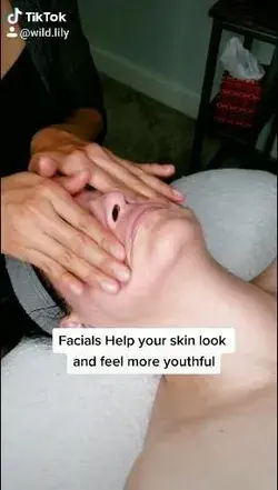 FACE MASSAGE 