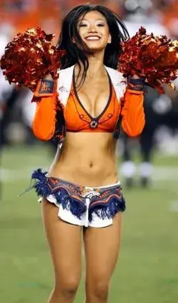 sexiestnflcheerleaders.tumblr.com