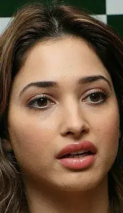 Elham Hamidi