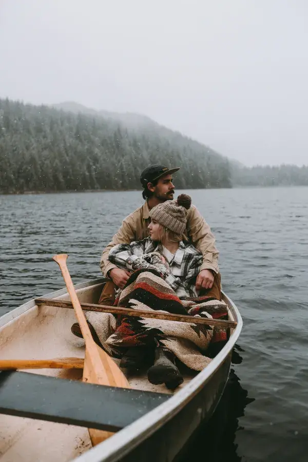 Couples Canoe Photoshoot