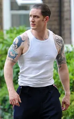 fuckyeahtomhardy.tumblr.com