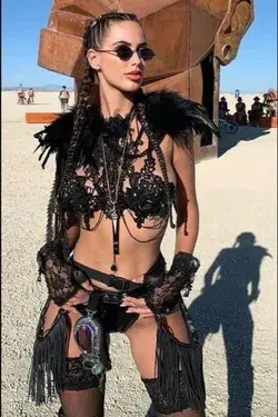 Festival Outfit Feathers Bra Crochet Top Feather Performance Outfit Peacock Feather Harness Gothic Costume Boho Burning Man Party Clothing