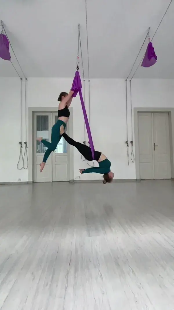 Aerial Acro Duet