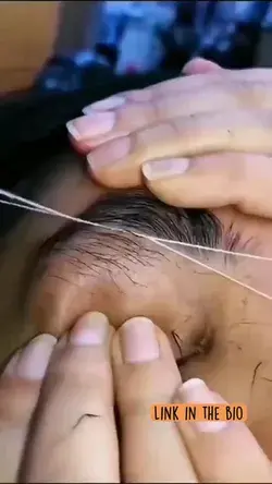 Cool eyebrow trimmer