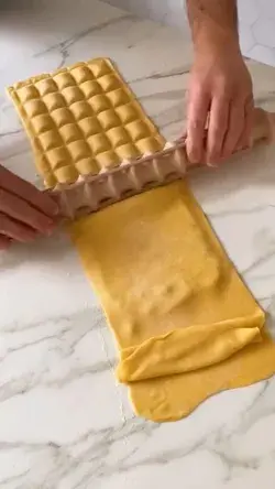 Very satisfying food Porn trick #foryou #cookinghacks #delicious #FoodLover #tipsforgirls