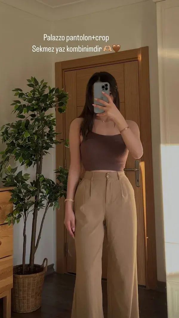 Brown outfit