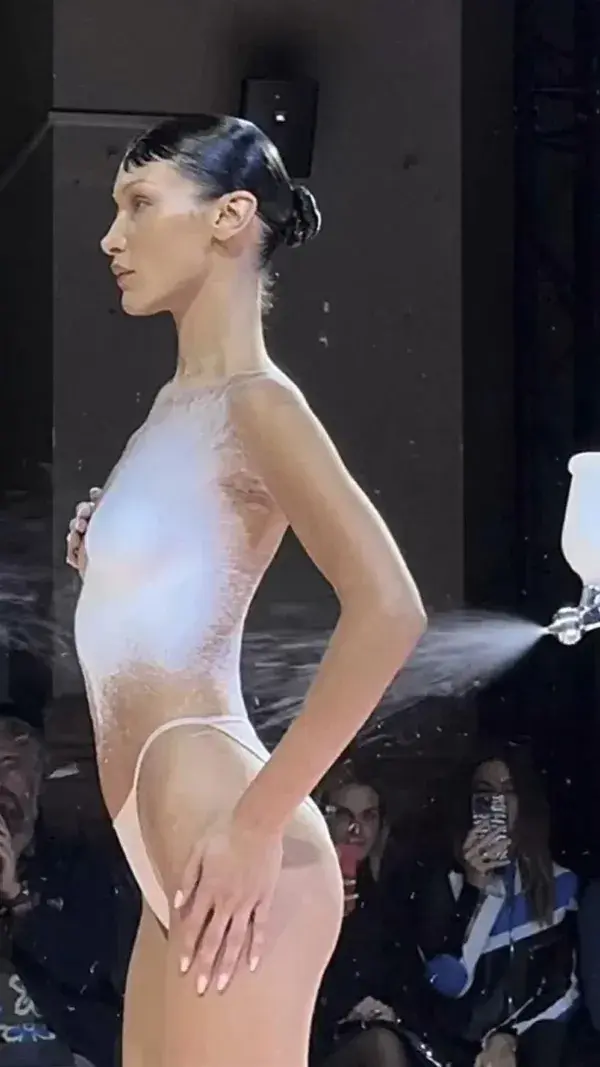 Bella Hadid’s spray-dress #coperni #bellahadid