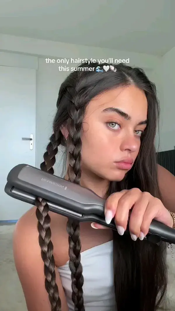 aesthetic hairstyle tiktok: giorginajuanita