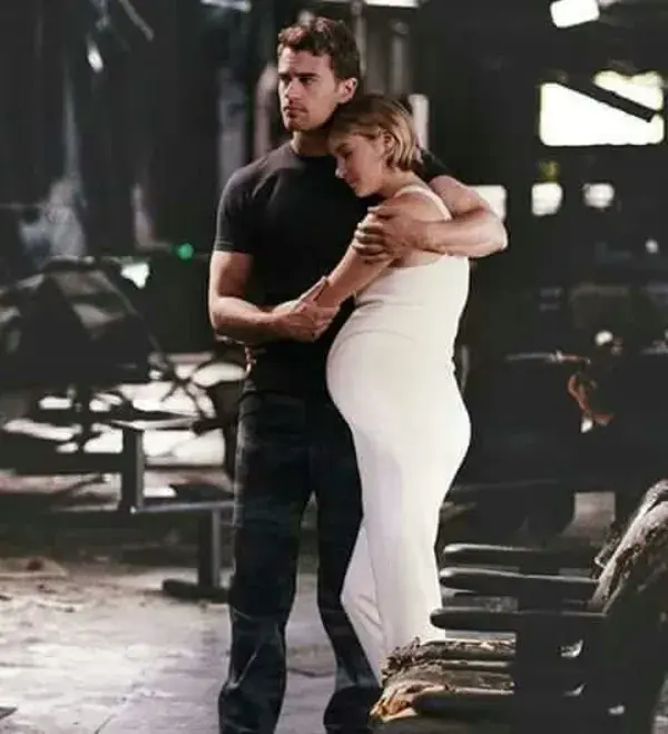 Four & Tris pregnant with their child in future