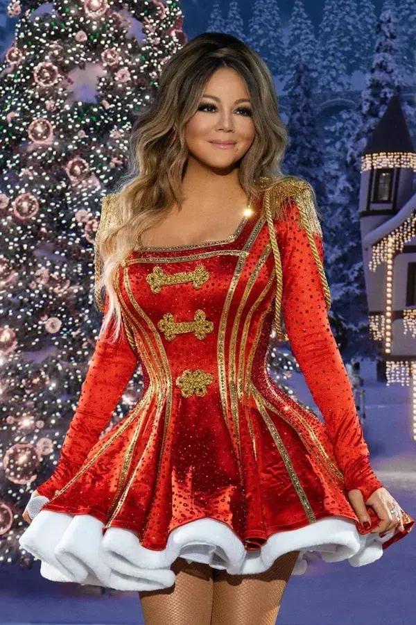 Mariah Carey - Christmas Dress