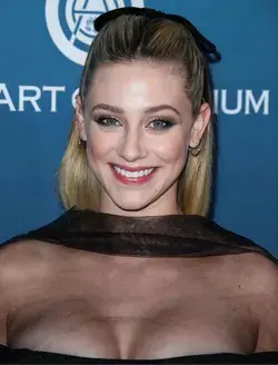 Lili Reinhart ❤️❤️❤️❤️❤️❤️