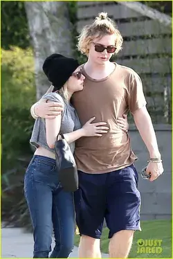 www.justjared.com