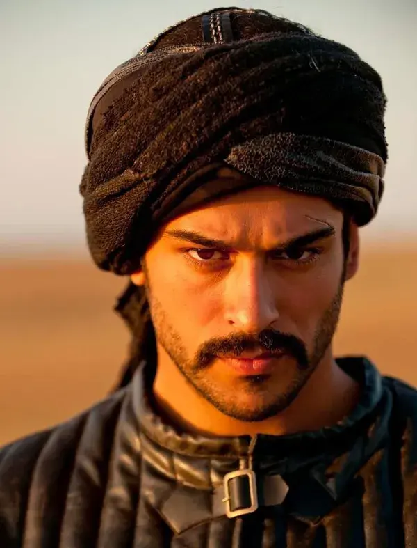 Burak Ozcivit as Bali Bey