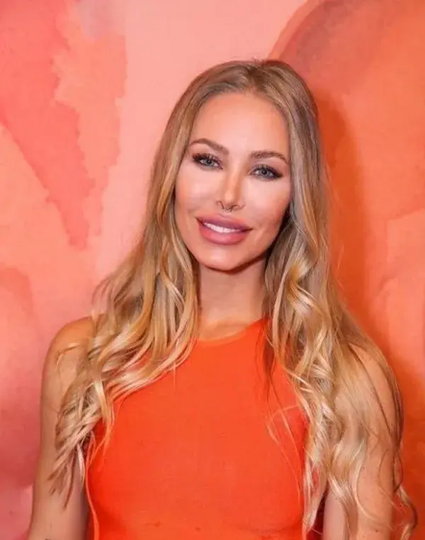 Nicole Aniston Wiki & Bio, Age, Height, Weight, Net Worth, and Body Measurement