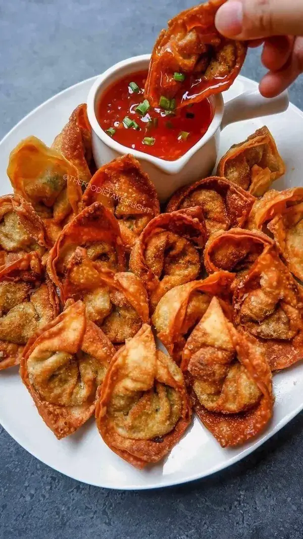 Crispy vegetable wonton