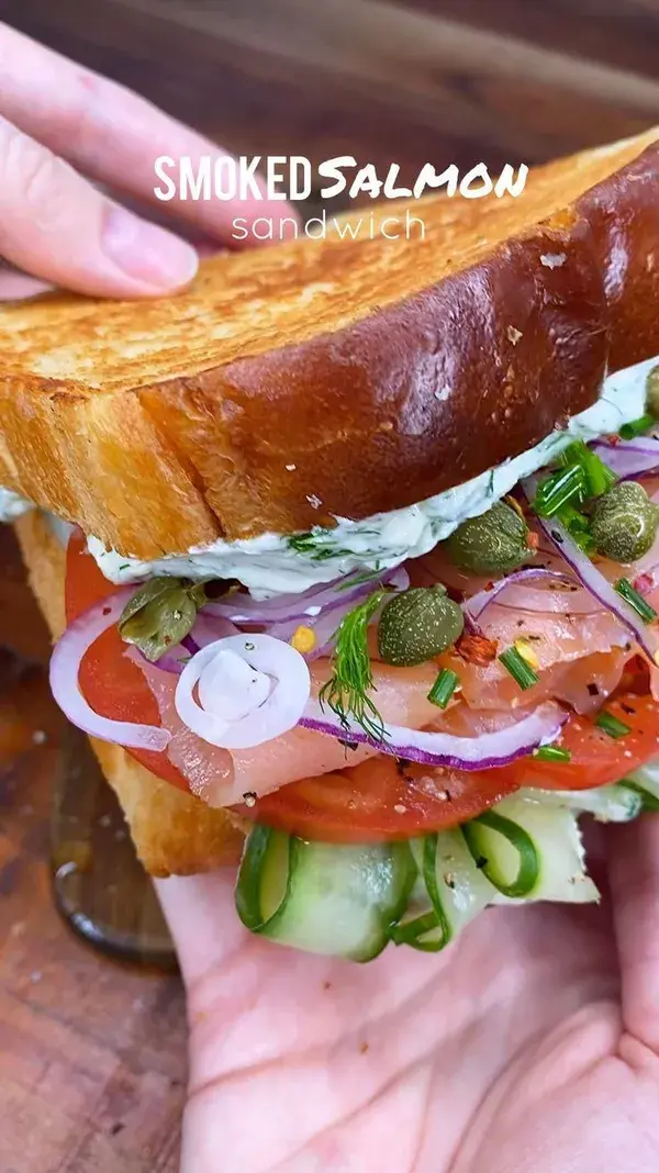 Smoked Salmon Sandwich