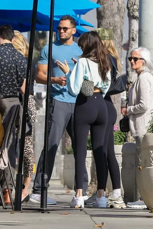 Madison Beer and Isabella Jones - Out For Lunch in Los Angeles 11/07/2019