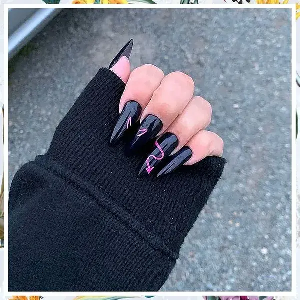 Beauty and Personal Care / Black Nail Ideas