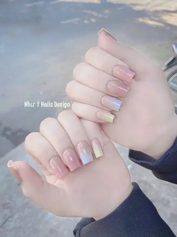 Nails art