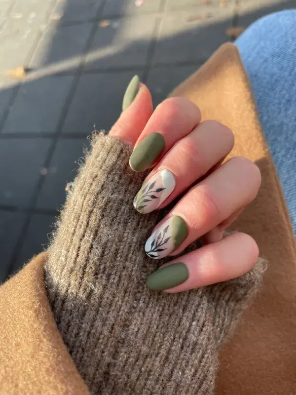 Autumn fall acrylic nails idea