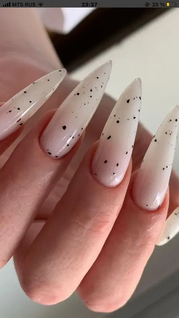 Acrylic nails