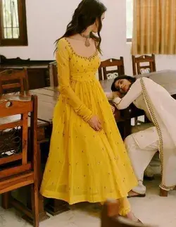 Women's Fashion > Dress > Global Dress > Indian Dress > Yellow Suit With Contrast Dupatta Lace