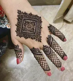 very easy engagement mehandi design picture (image)