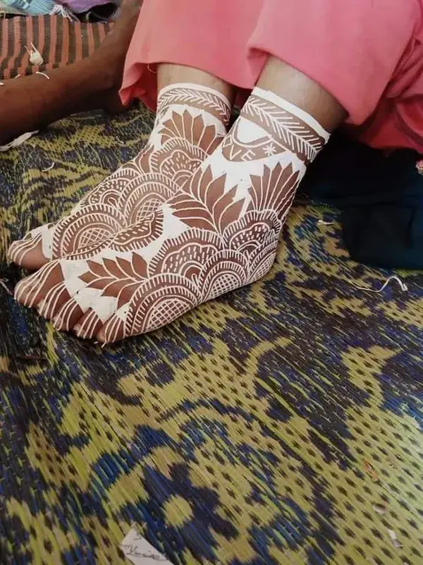 Floral mehendi ❤