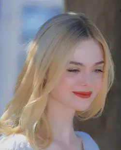 Elle Fanning