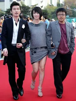 Kim Hye Soo (with Director Choi Dong-hoon and Cho Seung-woo)