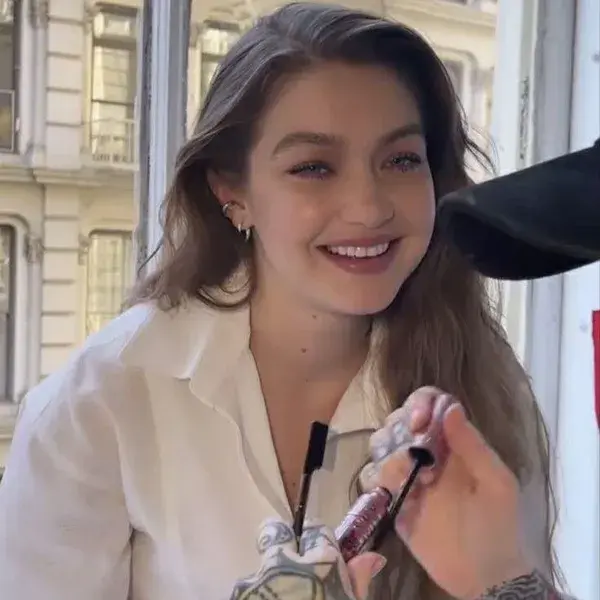 icons gigi hadid